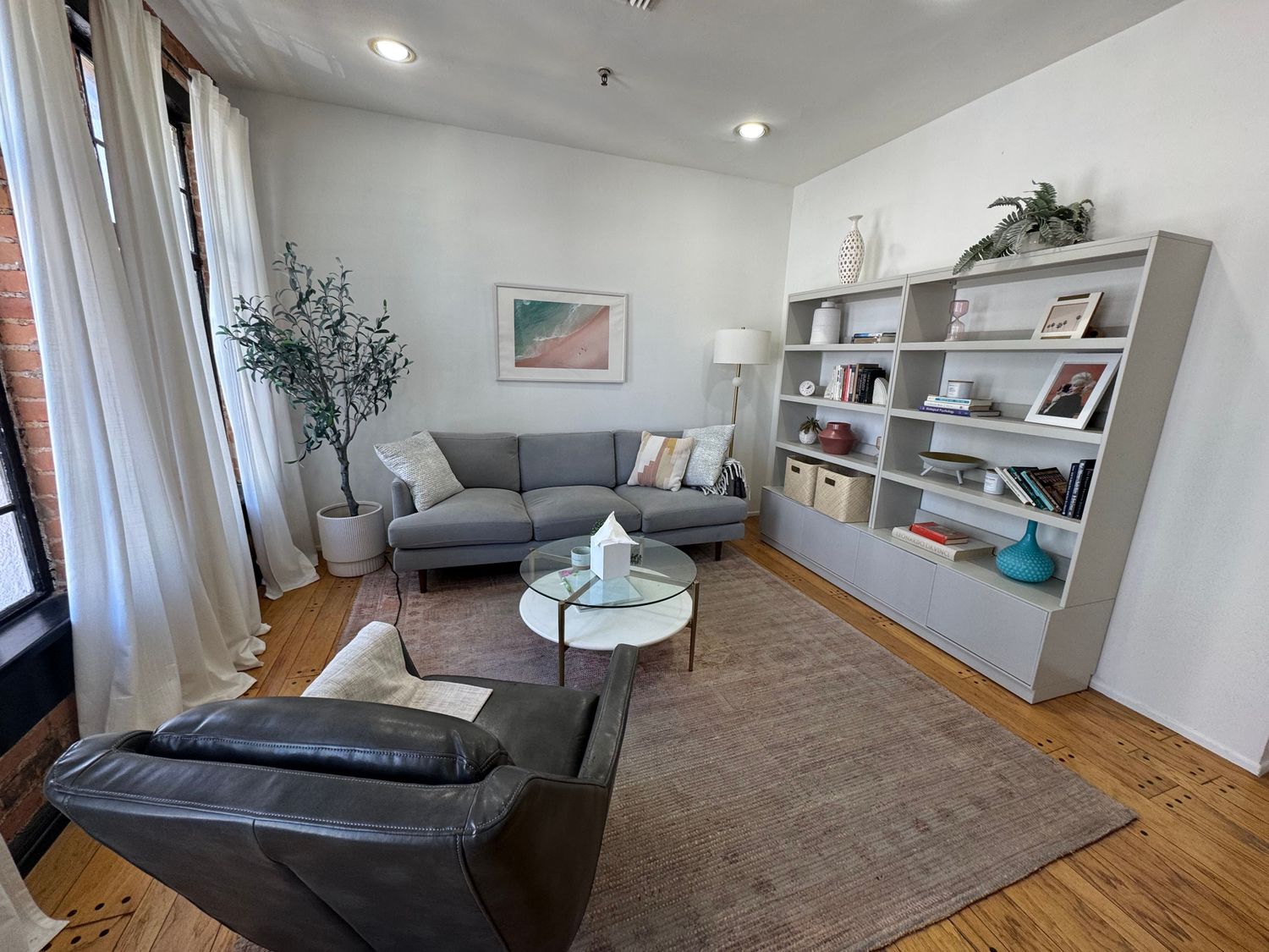 Calming therapy space with plants